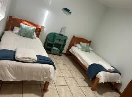 Travellers Treat Agulhas 6 sleeper self catering