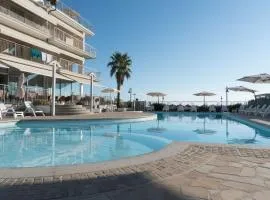 Residence Roseto, Pool, Seaview, Abruzzo