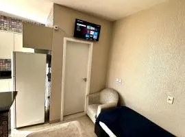 Loft Lux SM Chapecó, acessível e espaçoso - (Smart TV, Ar condicionado, Cozinha)