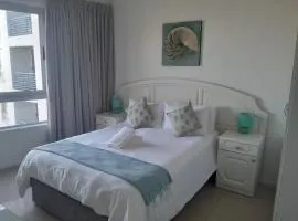 Sunset 786 Holiday Accommodation-Room 208