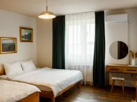 Bujtina Podguri Authentic Stay with Breakfast and Parking