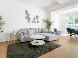Global Living - Design Apartment I Central I Beamer I Kitchen I Terrace I Berlin