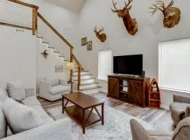 Walk to River Newly Built Home in Heber Springs!