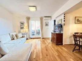 Viola Apartment