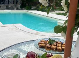 Near Yerevan Serlinhouse, Hotel in Oshakan