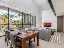 Bisbee's Favorite in Cabo Marina Sleeps 12