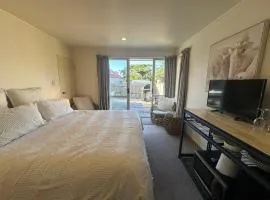 Hahei Beach Village Studio