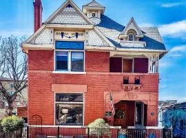 Off Broadway B & B