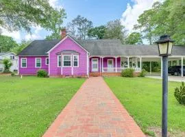 Home 1 Mi to Dtwn Conway Great for Beach Days!