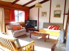 Retro 2 Bedroom Apartment