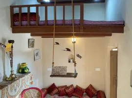 Landour Apartment Beauty and Charm Kothri- Vintage Vibes
