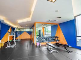 Brand New Luxury 3BR with Private Hammam, hotel v destinaci Chalong