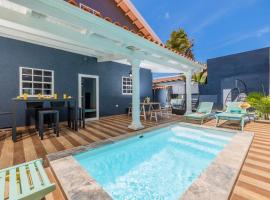 Casa Sol Stylish 4 BR Villa with Private Pool, hotel in Palm-Eagle Beach