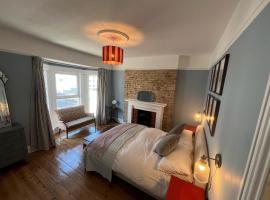 Stylish Seaside Home with Garden 2 minutes to Beach、マーゲイトのホテル