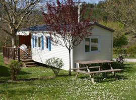 Camping 3 étoiles - ccbbbda, hotel v destinaci Castellane