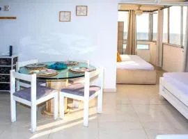 77Rentals – Cartagena Bayview 2BR Apartment
