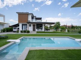 Lobster, hotel em Leptokarya