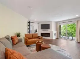 Lake It Easy - Condo for 7