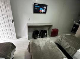 Loft Lux 6 (Próximo ao estádio), hotel in Chapecó