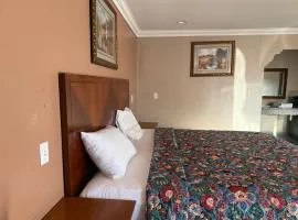 La PETITE ROUGE MOTEL