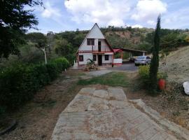 Cabaña Chalet La Lomita, hotel v destinaci San Gil