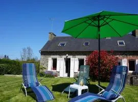 Charming Breton House near Petit Havre Beach