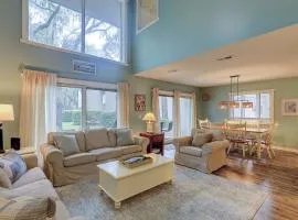 Nice large Pet Friendly 3 BR Townhome near Harbourtown Shops & Restaurants Sleeps 7 Big Kitchen