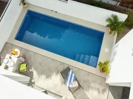 Holiday Home in Spain with Pool near Beach