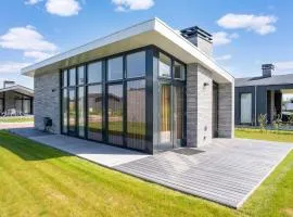 Holiday Home in Oud Ade near Kaag Lakes