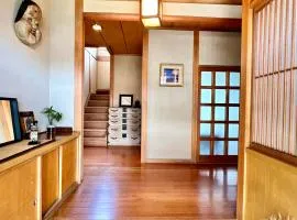 Traditional Japanese House MtFuji view 松山