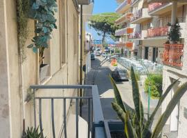 SoverHouse affittacamere a Soverato Marina, hotel i Soverato Marina