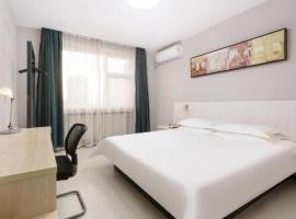 Jinjiang Inn Dalian Development Zone Jinma Road Light Railway Station, ξενοδοχείο σε Jinzhou