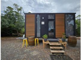 Alma Tiny House by Tiny Away, minicasa a Willunga