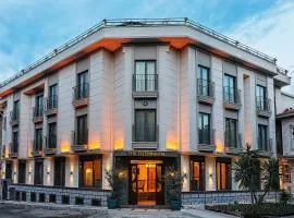 Triton Hotel