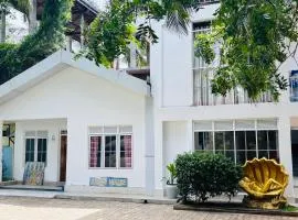 The Beach House , Nilaveli , Trincomalee