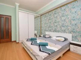 Republic square 2Bdr Best location