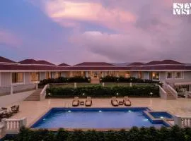 StayVista at Sicily with Pool and Wi-Fi
