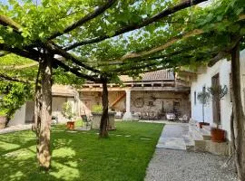 Vila Kobdilj 1835 - Unique Stay in Karst Stone Villa