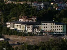 Hotel Saraj
