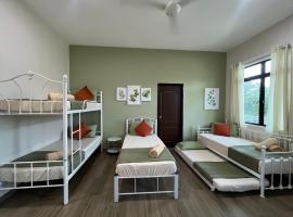 Sea Lodge by Radiant Teluk Sari Penyabong Johor, horsk&aacute; chata v destin&aacute;cii Mersing