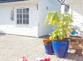 Cozy Guesthouse with Private Garden
