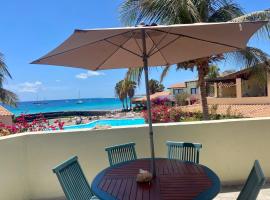 Porto Antigo 1 - Three bedroom, pool & wifi, hotel a Santa Maria