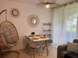 Le Summer, cosy et à 2 min de la plage à pied