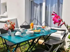 LocaLise - M6B - Ty pompon, - Maison de vacances dans le centre du Guilvinec - extérieur clos - wifi inclus - animaux bienvenus - à deux pas des plages et du port du Guilvinec