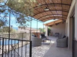 Villa Un Dimanche en Provence, avec piscine privée & vue