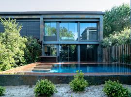 Designer Villa in Comporta, hotel em Troia