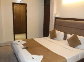 New South Paradise - Near Nehru Place