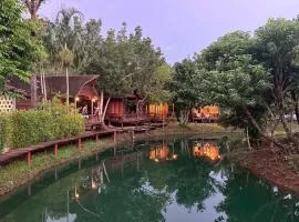 ธารคีรี รีสอร์ต สวนน้ำกำนัน