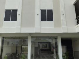 Royal Dendoor, partmenti sz&aacute;lloda Udiyāvara v&aacute;ros&aacute;ban