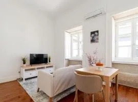 Bright Flat in Historic Foz House by HostWise